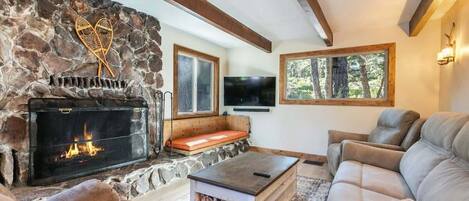This 3-bedroom, 2-bathroom charmer is the perfect Tahoe cabin getaway for your group of up to 8.