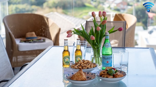 Outdoor entertaining | 2km to beach