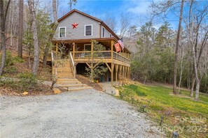 Brookside Retreat