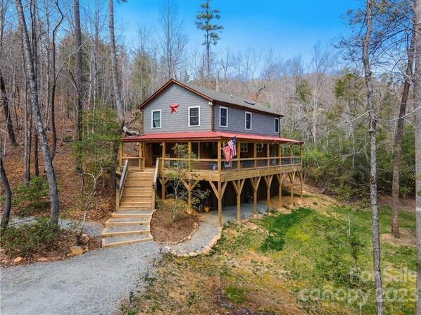 Brookside Retreat
