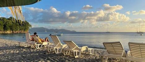 Plage d'anse madame à moins de 5' à pieds