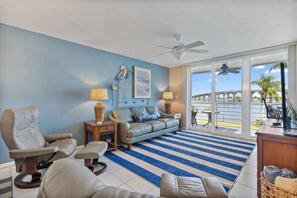 Spacious Living Room