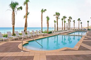 Sterling Reef Gulf Front Pool