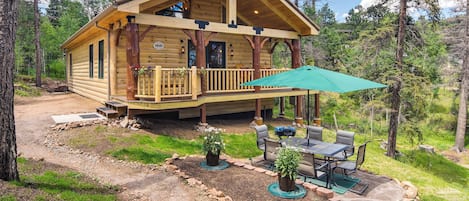 Conifer Vacation Rental | 3BR | 2BA | Stairs Required | 1,000 Sq Ft