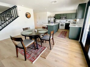 Kitchen and Breakfast Nook