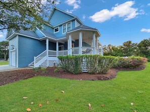 Front yard area 