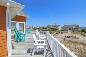 Sun Deck 2022