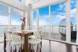 Dining area has seating for 6