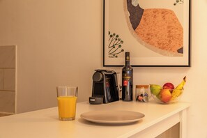 Kaffe och/eller kaffebryggare