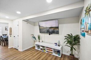 Large Smart TV that you can login to Neflix, YouTube TV, YouTube, Disney+, Prime Video, etc.