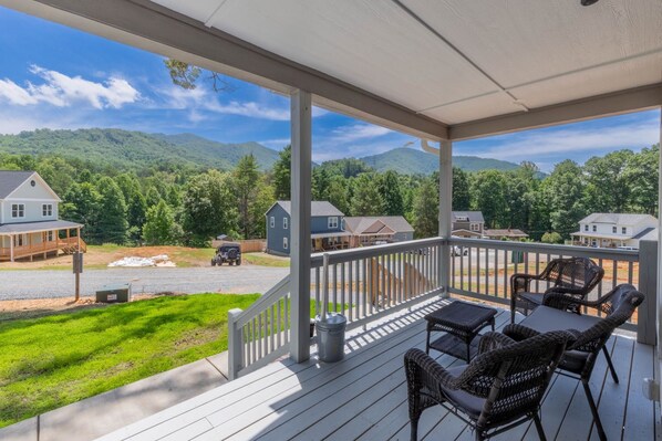 Front porch - Front porch with seating and view of the mountains.