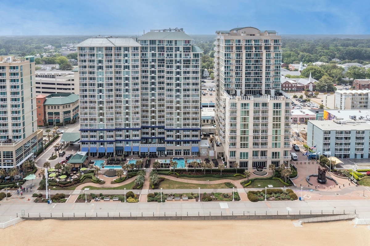 Ocean Beach Club Virginia Beach – 1 BEDROOM OCEAN FRONT SUITE WITH SOFABED