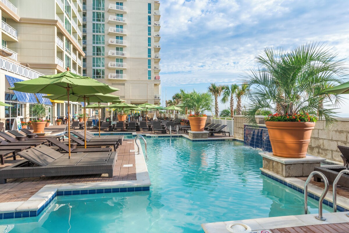Ocean Beach Club Virginia Beach – STUDIO OCEAN FRONT QUEEN BED