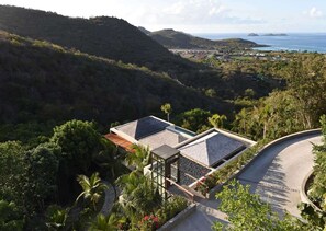 Aerial photo of WV VES, Lurin, St. Barthelemy