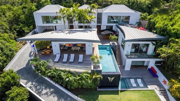 St-Barts-Villa-WINext01