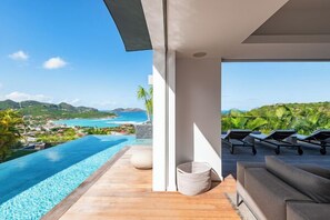 St-Barts-Villa-WINpol01