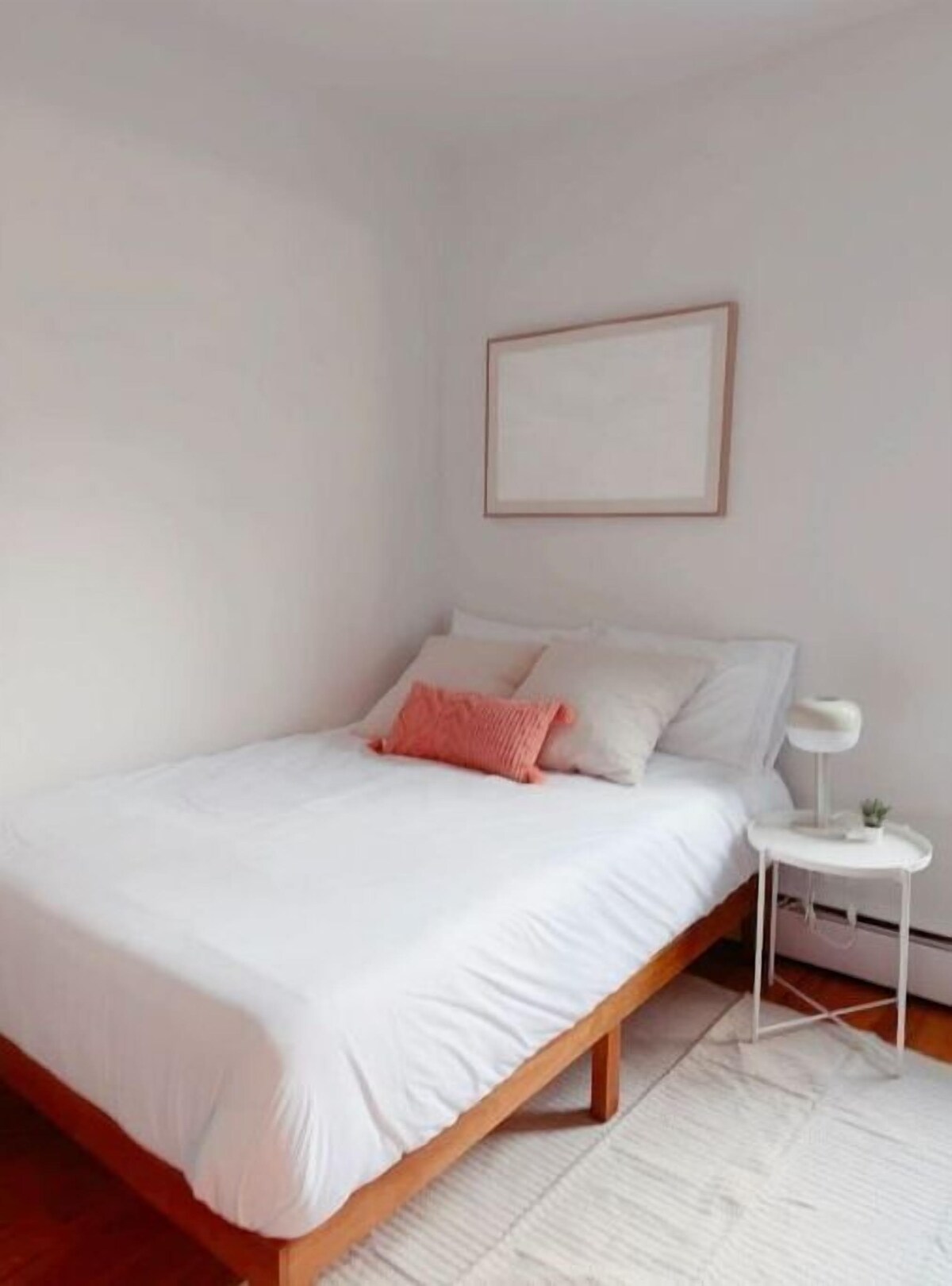 East Rock Gem in New Haven: Minutes to Yale &Beach