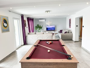 Spielezimmer