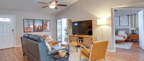 Peoria Vacation Rental | 3BR | 2BA | 1 Step Required | 1,294 Sq Ft