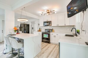 Kitchen | Coffee Maker | Dishwasher