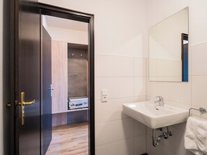 Comfort Doppelzimmer mit Dusche und WC-Comfort Doppelzimmer