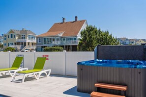 BU30: Good 2 Sea U | Pool Area, Hot Tub with Loungers