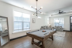 Spielezimmer