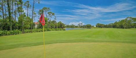 CSCG303 - Located in Countryside Golf & Country Club, this tropical 2 bed / 2 bath condo overlooks the golf course