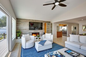 Living Room | Ceiling Fan