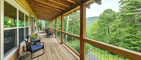 Cullowhee Vacation Rental | 3BR | 2BA | 1,500 Sq Ft | 4 Steps Required