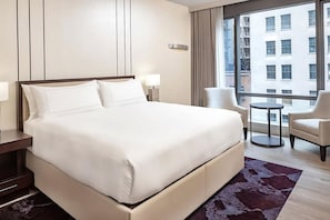 Comfortable Unit with King bed