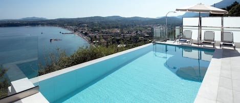 Exquisite Corfu Retreat | 3 Bedrooms | Villa Lucas Pyrgi | Panoramic Sea Views & Private Pool | Unforgettable Getaway