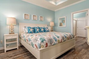 Primary master bedroom with King sized bed. Perfect for resting easy on your Dauphin Island beach vacation