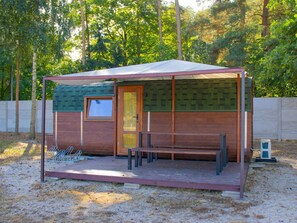 Bâtiment, Ombre, Plante, Arbre, Bois, Espace Public, Porte, Surface De La Route, Loisir, Immobilier
