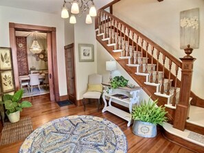 Elegant entrance
