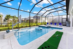 Private Pool & Patio