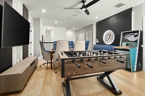 Spielezimmer