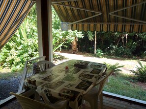 Outdoor dining