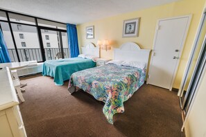 Large Living Area with Views of the Ocean, Beautifully Decorated