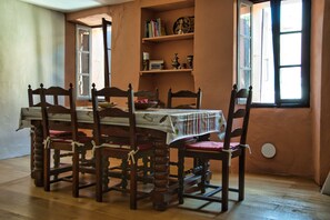 Dining area 2nd floor