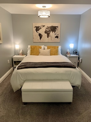 Queen bed in bedroom