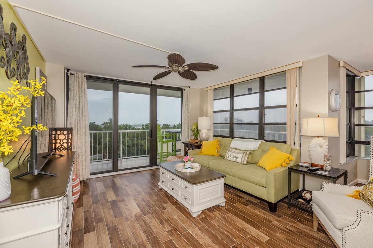 Marco Island Premium Corner Condominium