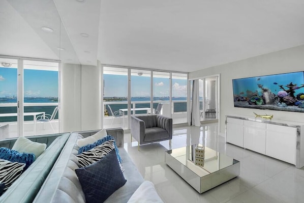 Living area, Roku streaming tv, balcony access, water views of Biscayne Bay