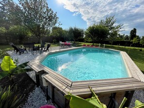 piscine semi-enterrée 