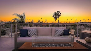 Rooftop Living and Dining Space
