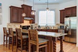 Check out the beautiful custom cabinets in my huge kitchen!