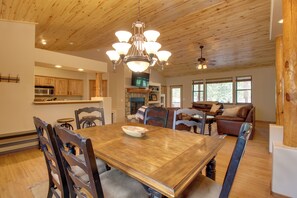 Dining Area | Dishware/Flatware | Trash Bags/Paper Towels