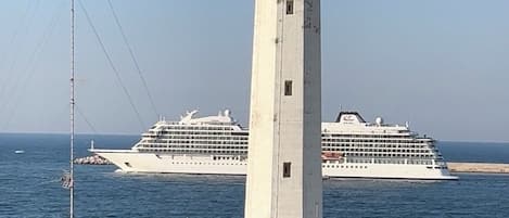 Vue sur la plage ou l’océan