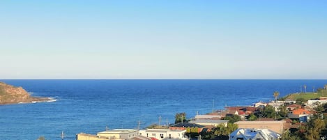 Vista para praia/oceano