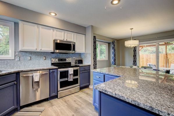 kitchen-double oven - granite countertops